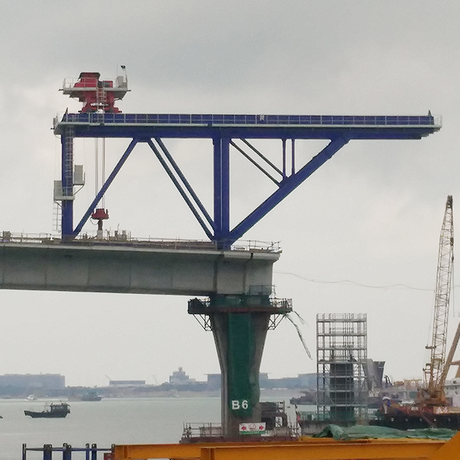 QMD135t、香港屯门至赤鱲角连接路南部高架桥项目